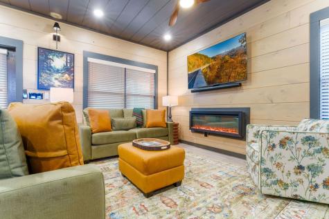 625 Summer Valley Way Sevierville TN 37862