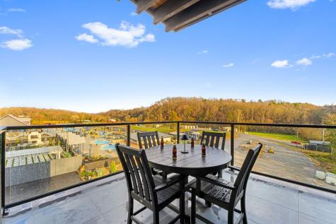625 Summer Valley Way Sevierville TN 37862