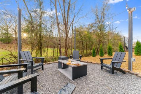 625 Summer Valley Way Sevierville TN 37862