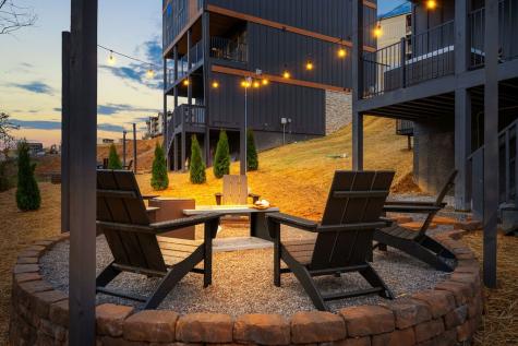 625 Summer Valley Way Sevierville TN 37862