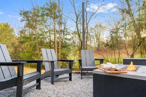625 Summer Valley Way Sevierville TN 37862