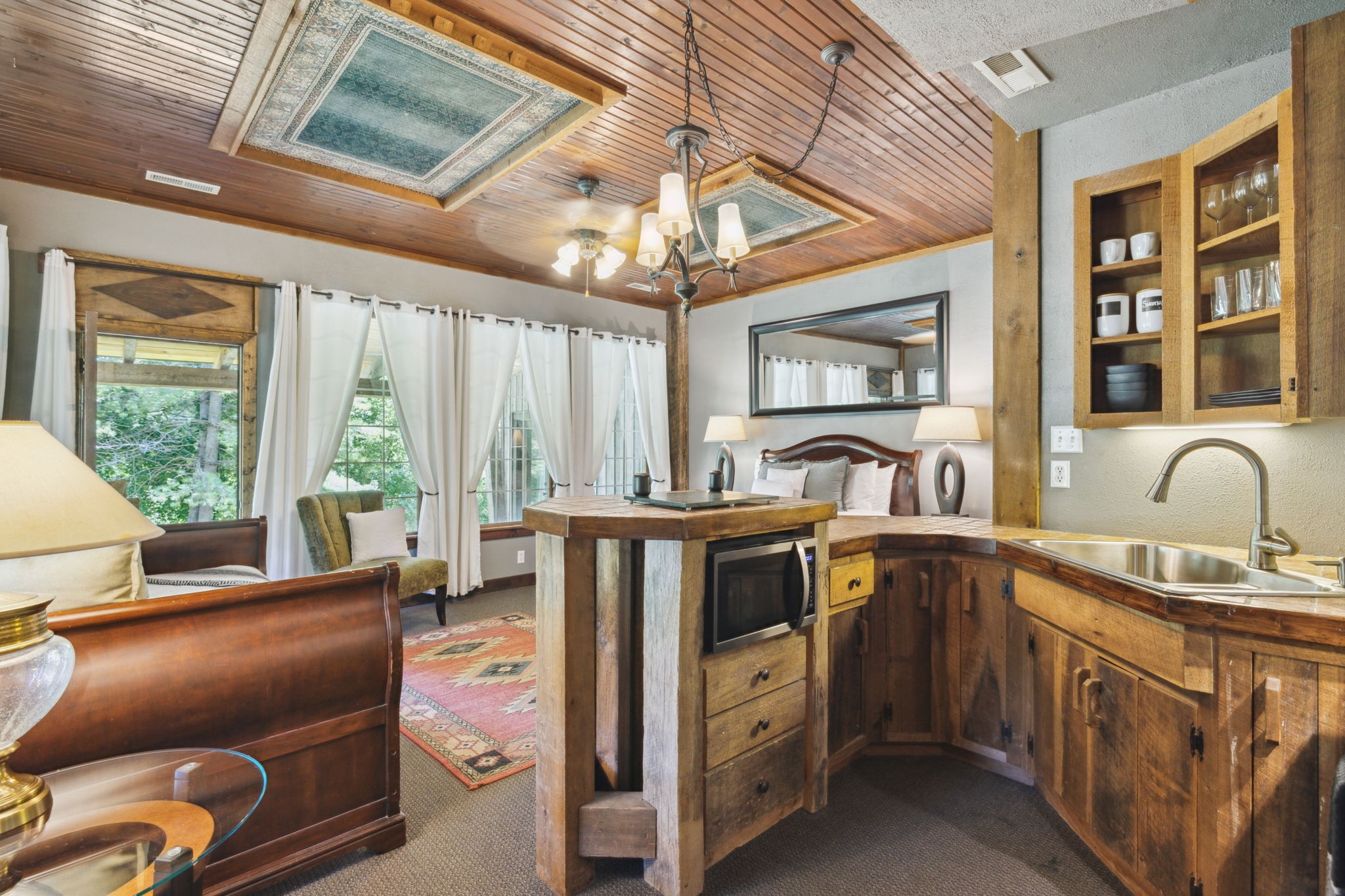 2465 Old Charlotte Pike Franklin TN 37064