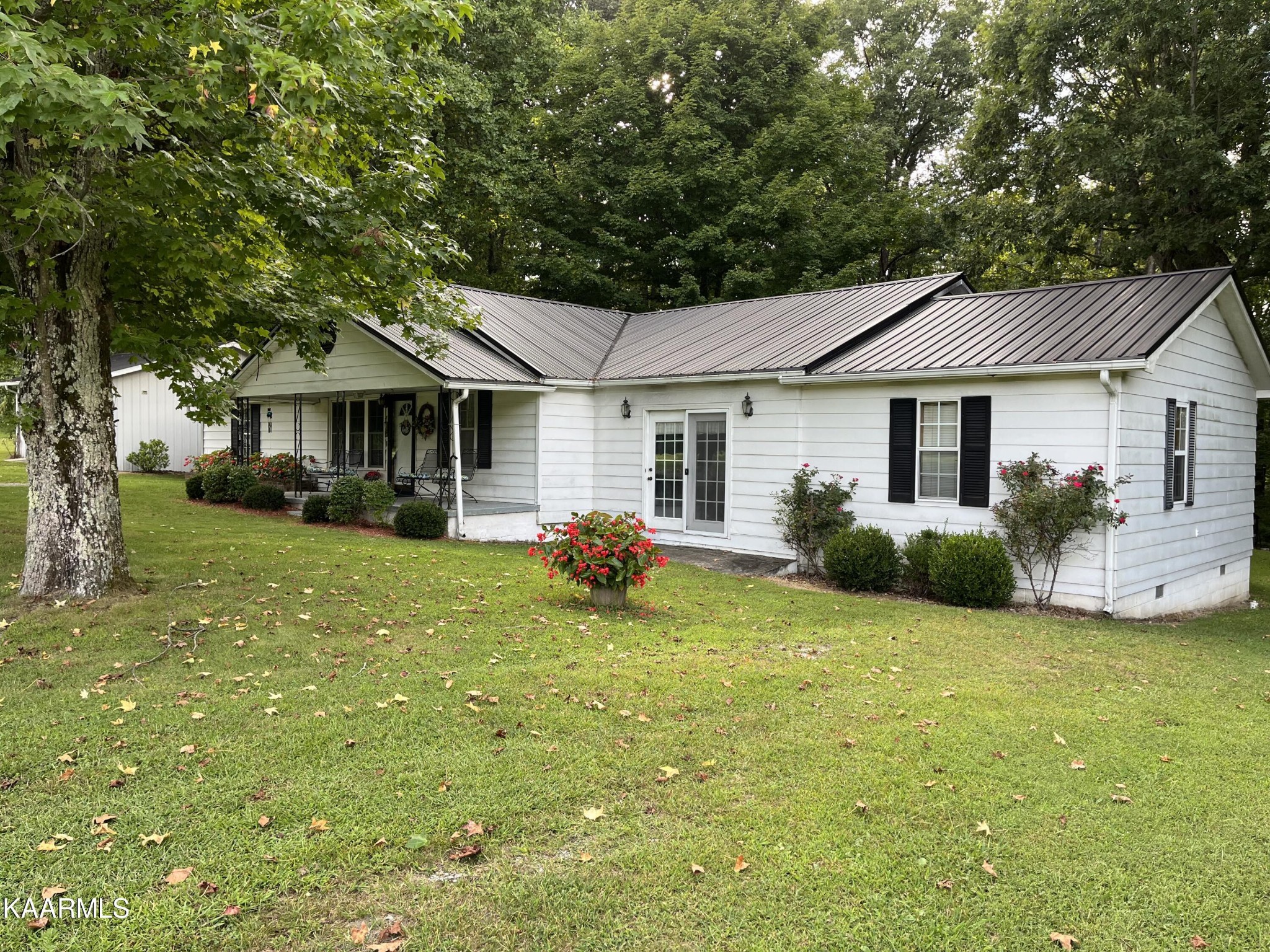 135 Livesay Road Clarkrange TN 38553