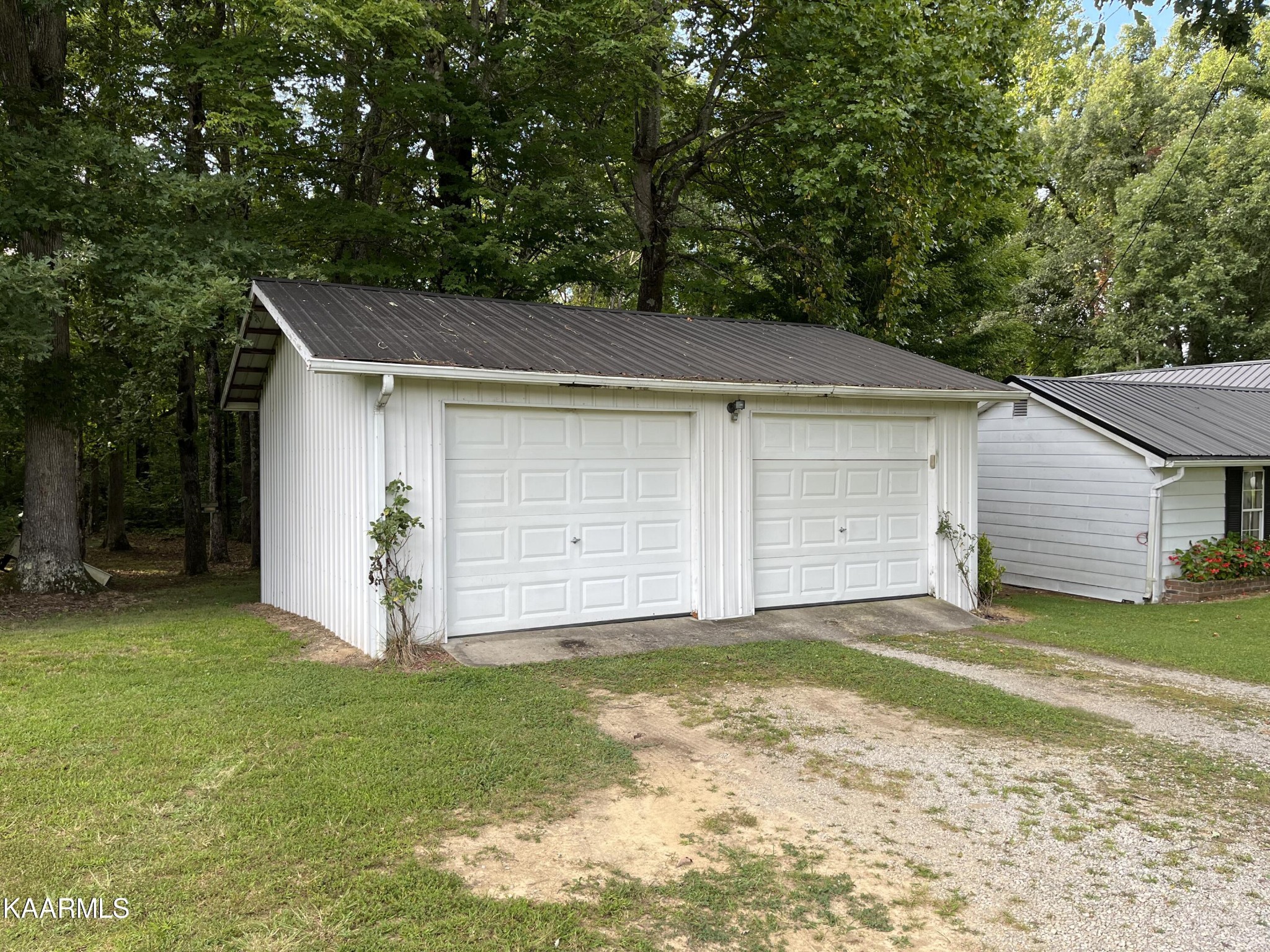 135 Livesay Road Clarkrange TN 38553