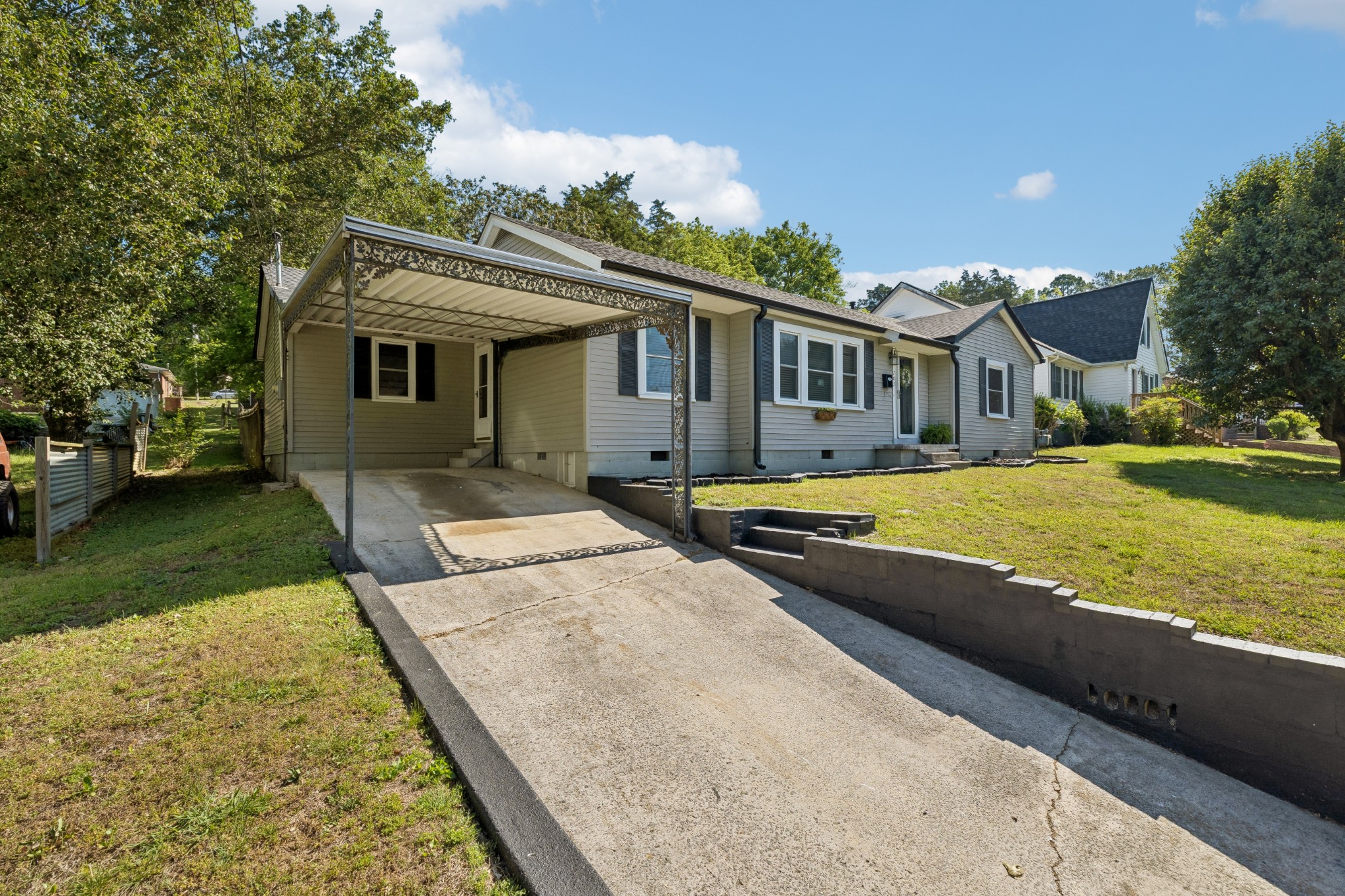 707 Jefferson Ave, E Carthage TN 37030