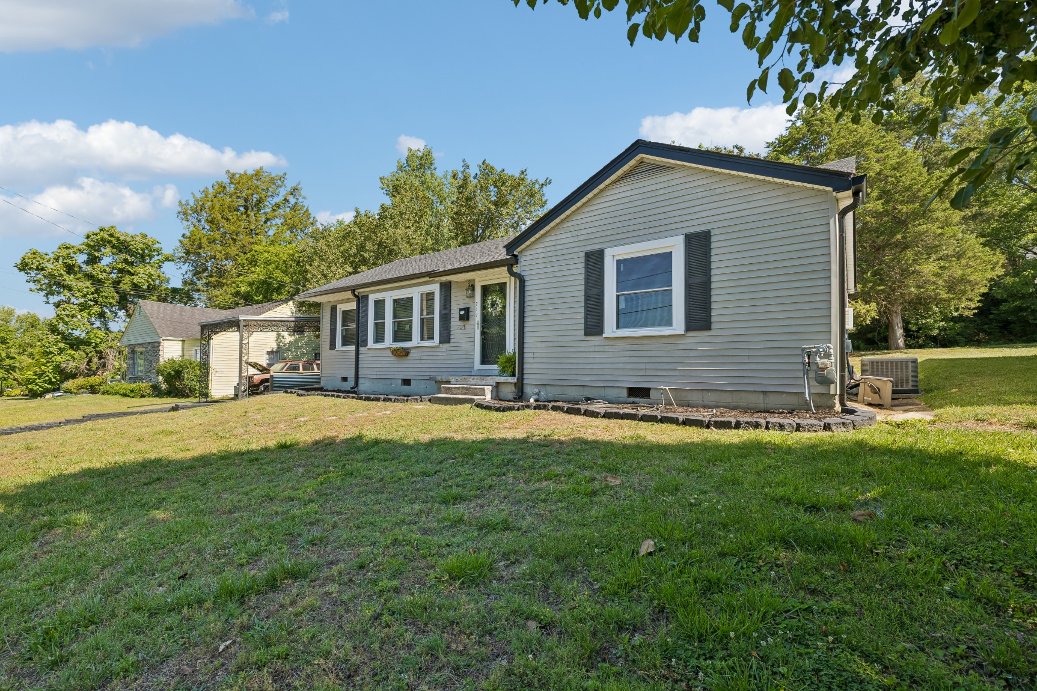 707 Jefferson Ave, E Carthage TN 37030