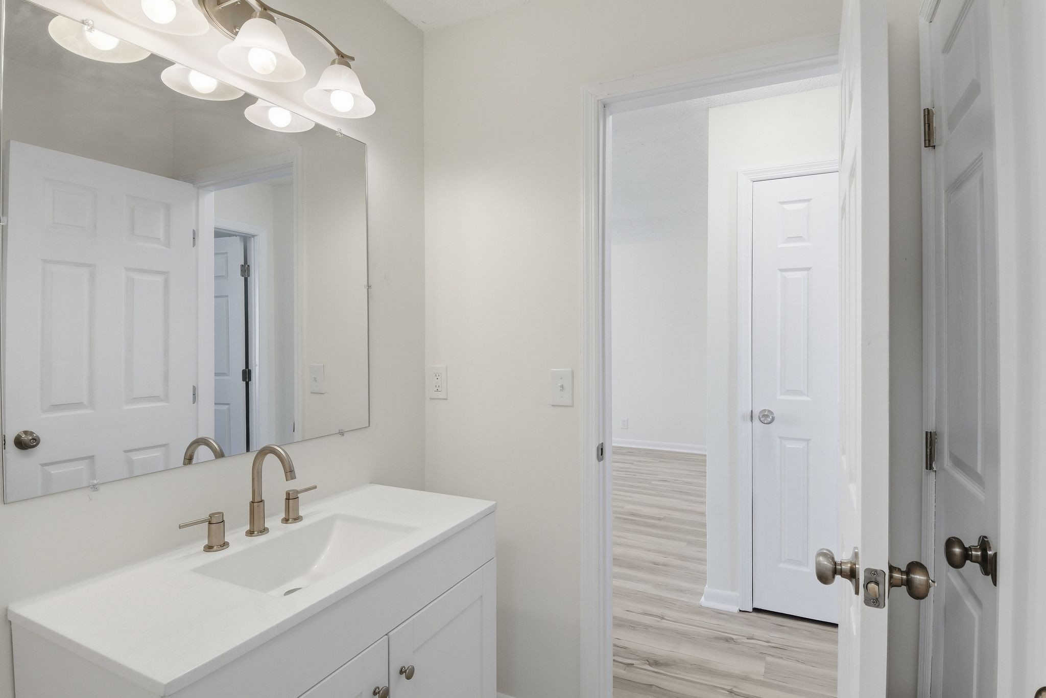 1302 Bellshire Terrace Drive Nashville TN 37207