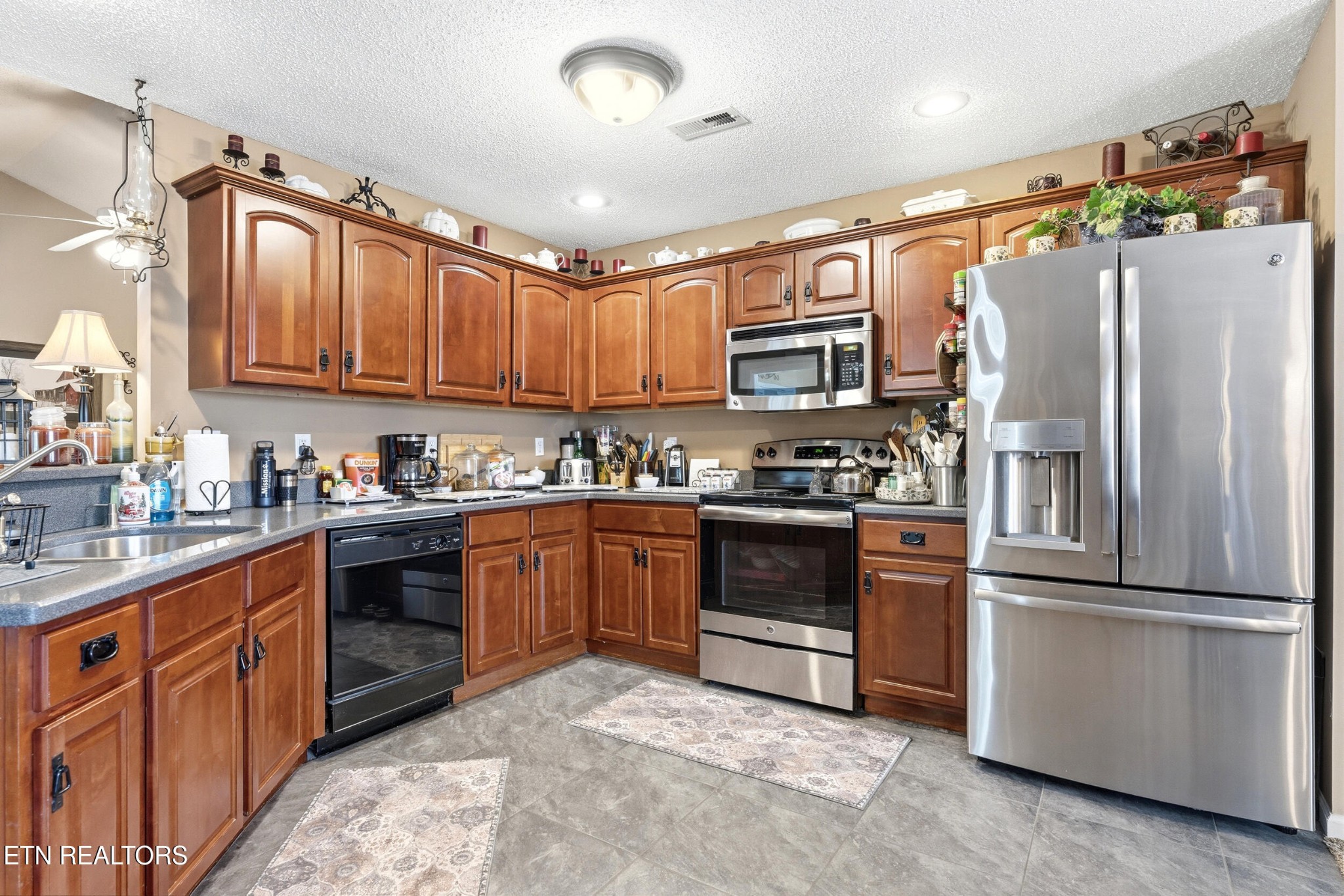 241 Edinburgh Drive Lenoir City TN 37771