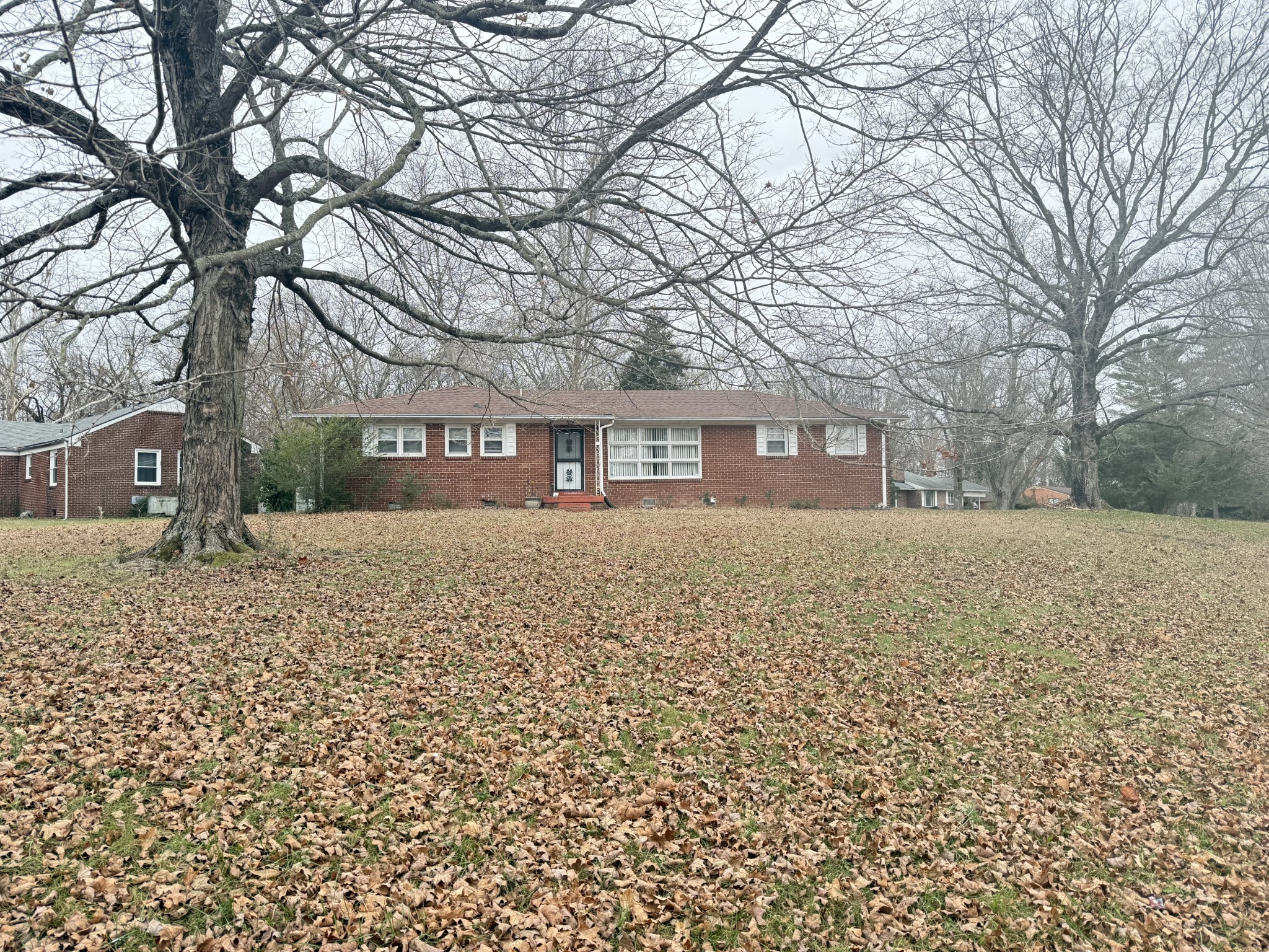 16 Concord Drive Clarksville TN 37042