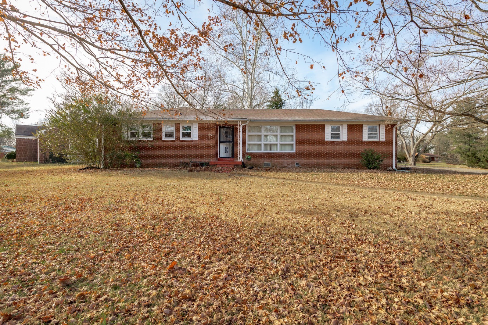 16 Concord Drive Clarksville TN 37042