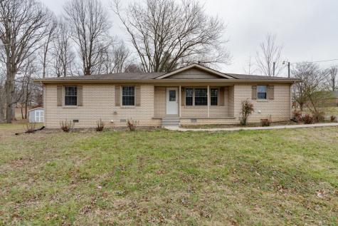 1402 Hillwood Circle Lafayette TN 37083