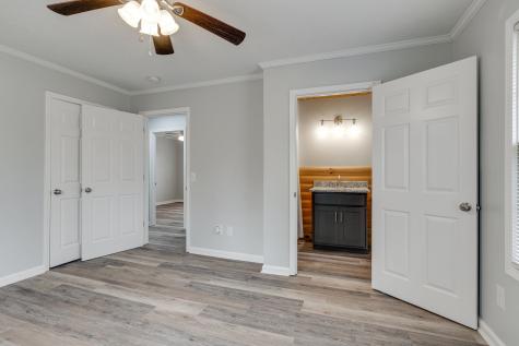 1402 Hillwood Circle Lafayette TN 37083