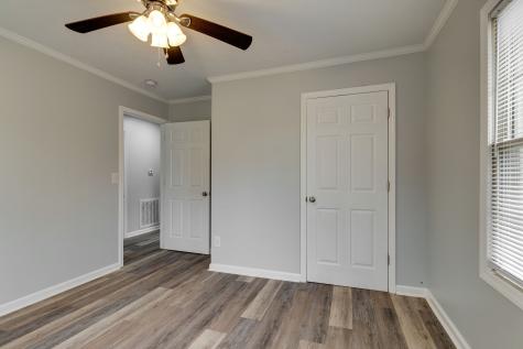 1402 Hillwood Circle Lafayette TN 37083