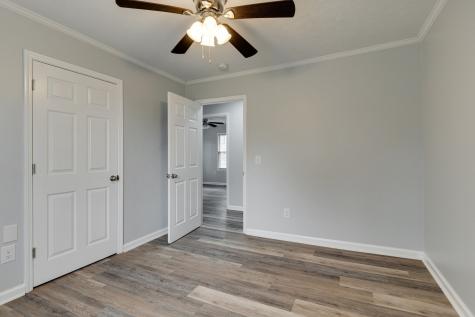 1402 Hillwood Circle Lafayette TN 37083