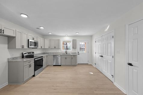 15 Riley Cove Jackson TN 38305