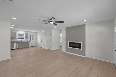 15 Riley Cove Jackson TN 38305