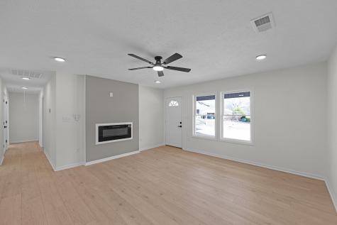 15 Riley Cove Jackson TN 38305