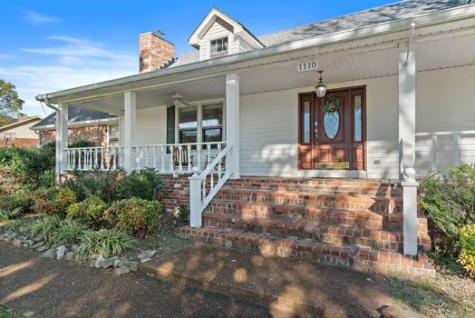 1110 Old Dickerson Pike Goodlettsville TN 37072