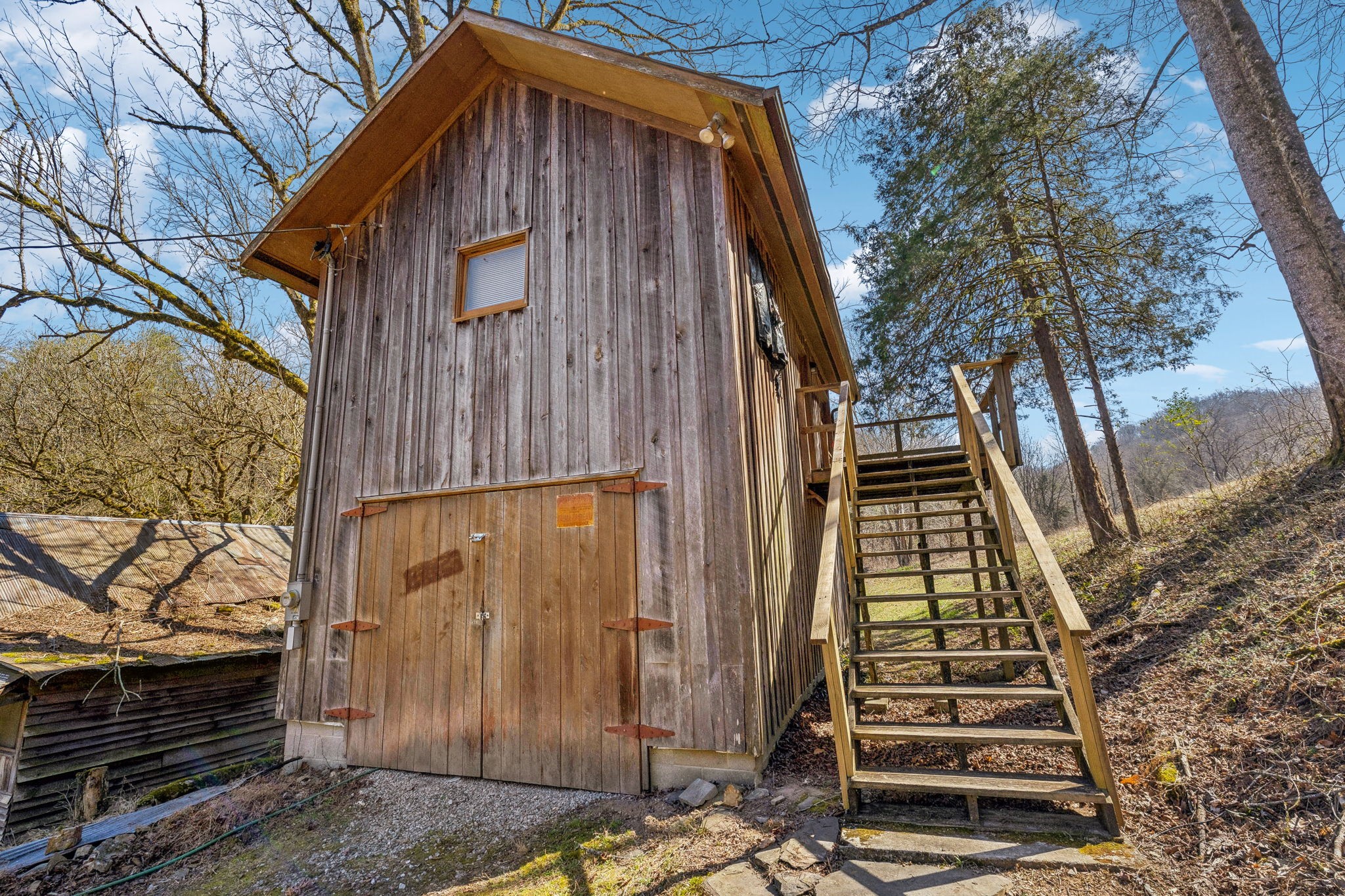 6528 Neely Creek Road Celina TN 38551