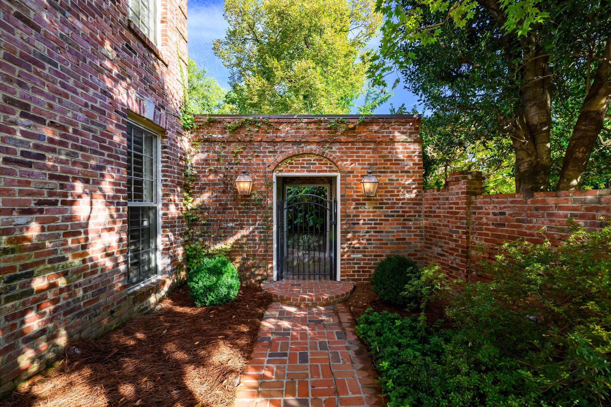 619 Woodleigh Drive Nashville TN 37215