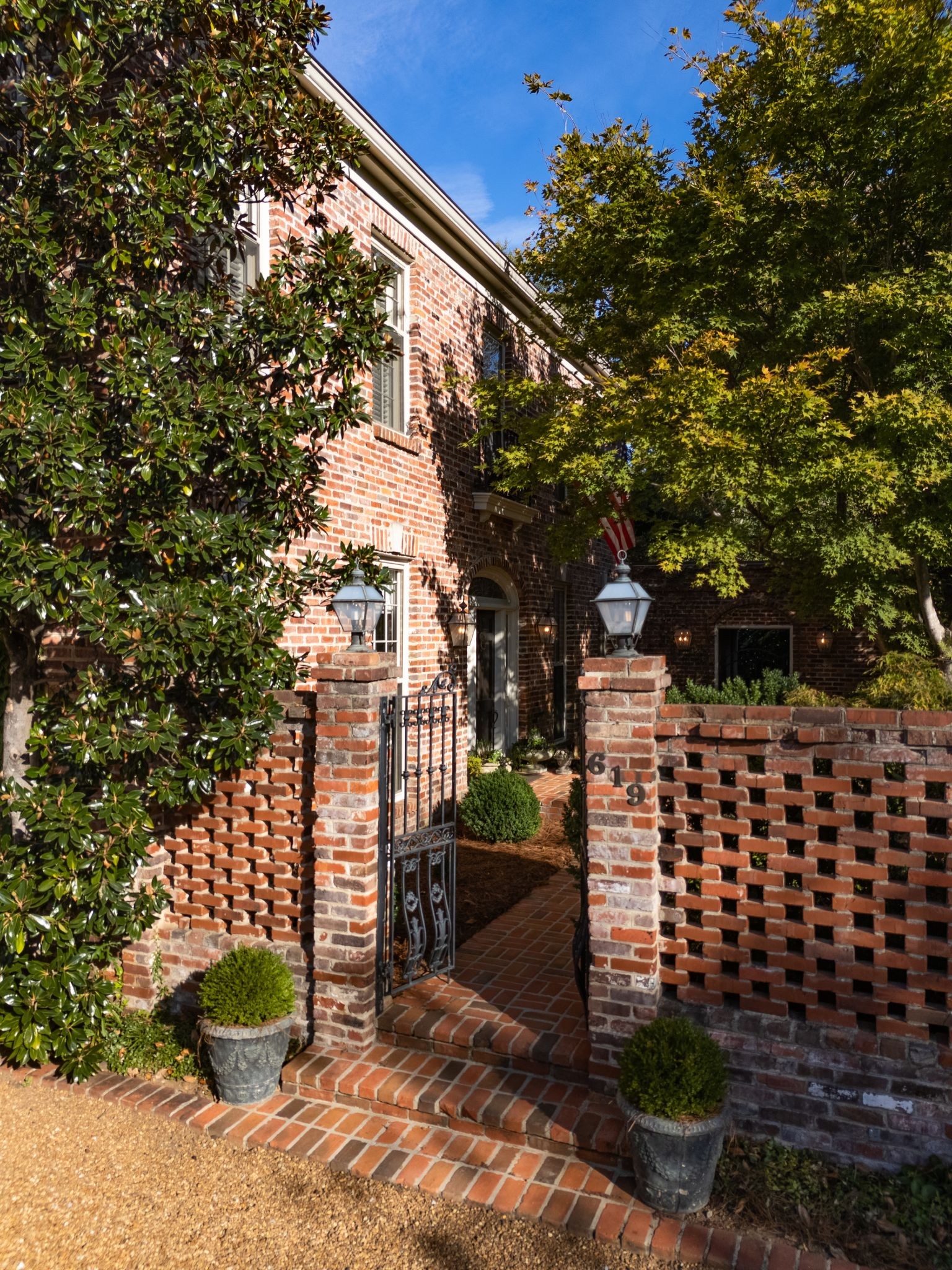 619 Woodleigh Drive Nashville TN 37215