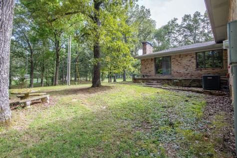 1910 Hamburg Loop Savannah TN 38372
