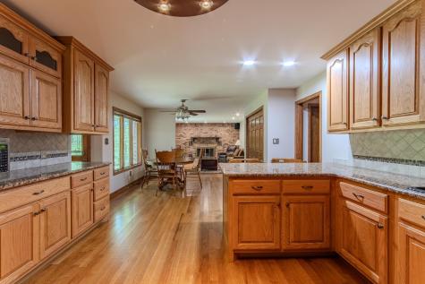 1910 Hamburg Loop Savannah TN 38372