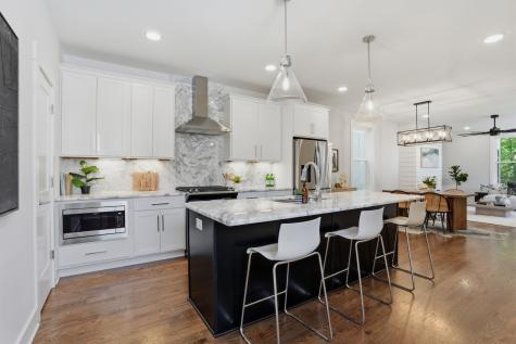 1911B 15th Ave, N Nashville TN 37208