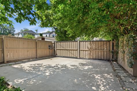1911B 15th Ave, N Nashville TN 37208