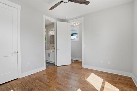 1911B 15th Ave, N Nashville TN 37208