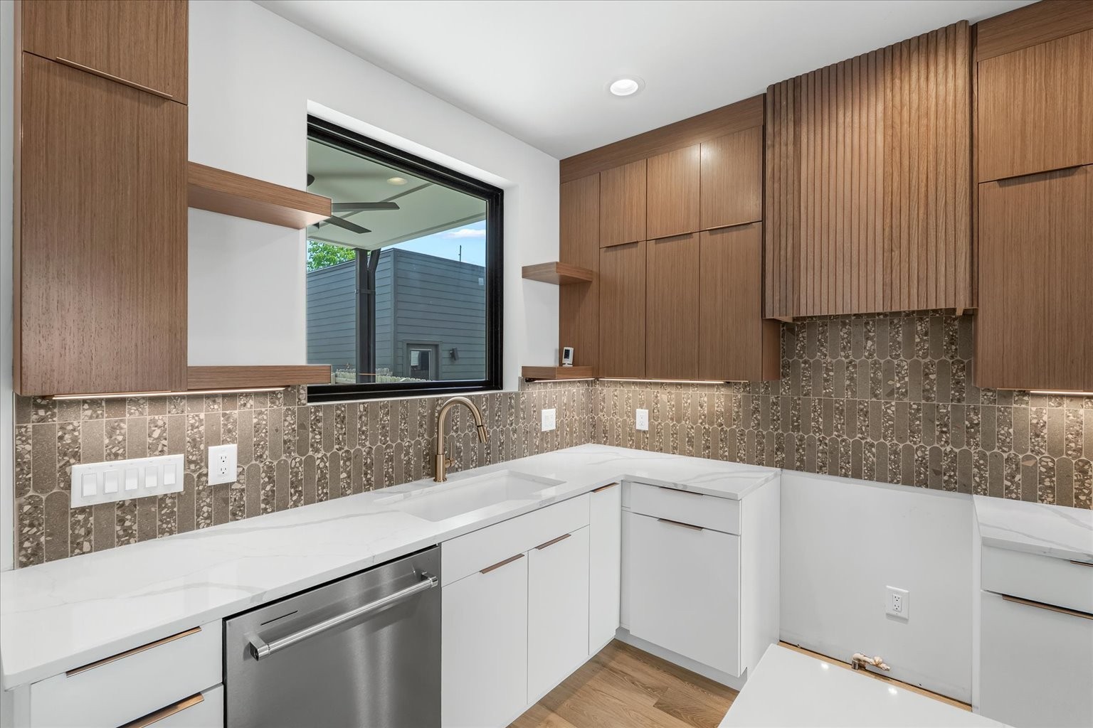 2010 9th Ave, N Nashville TN 37208