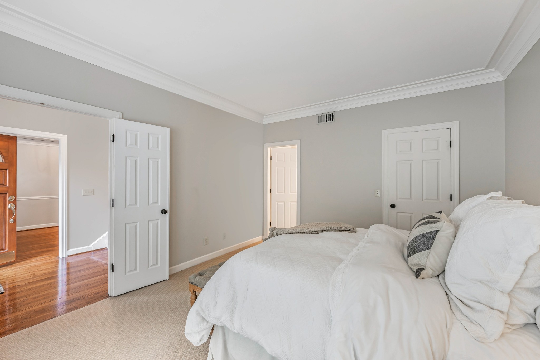 9 Sharonwood Drive Nashville TN 37215