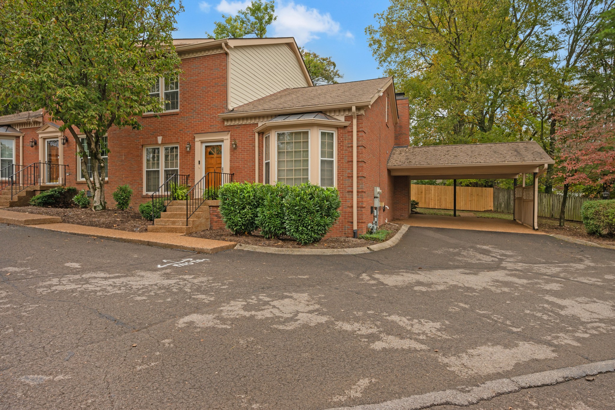 9 Sharonwood Drive Nashville TN 37215
