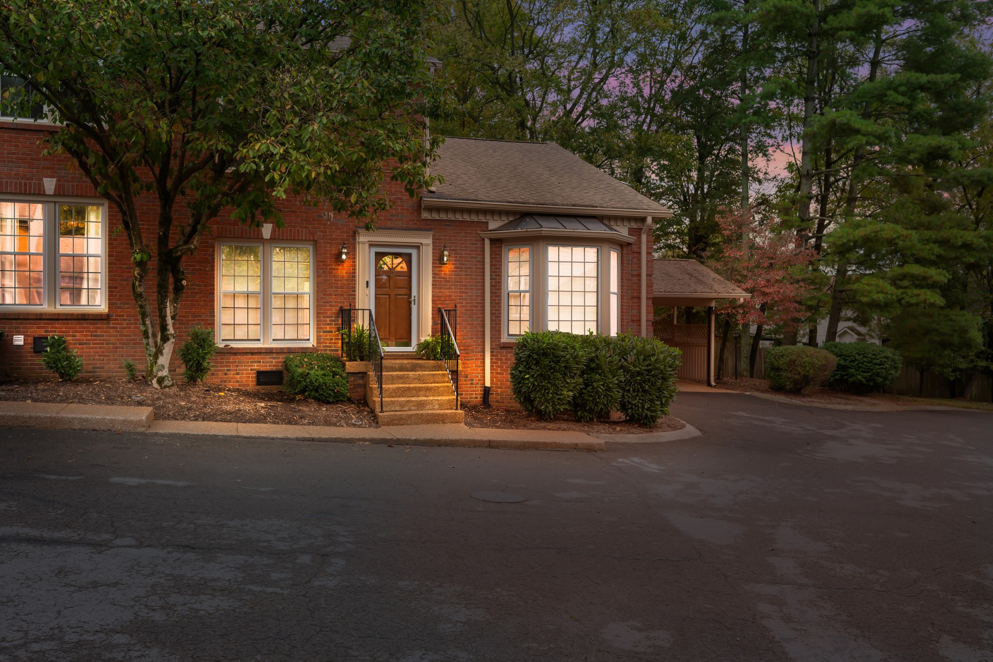 9 Sharonwood Drive Nashville TN 37215