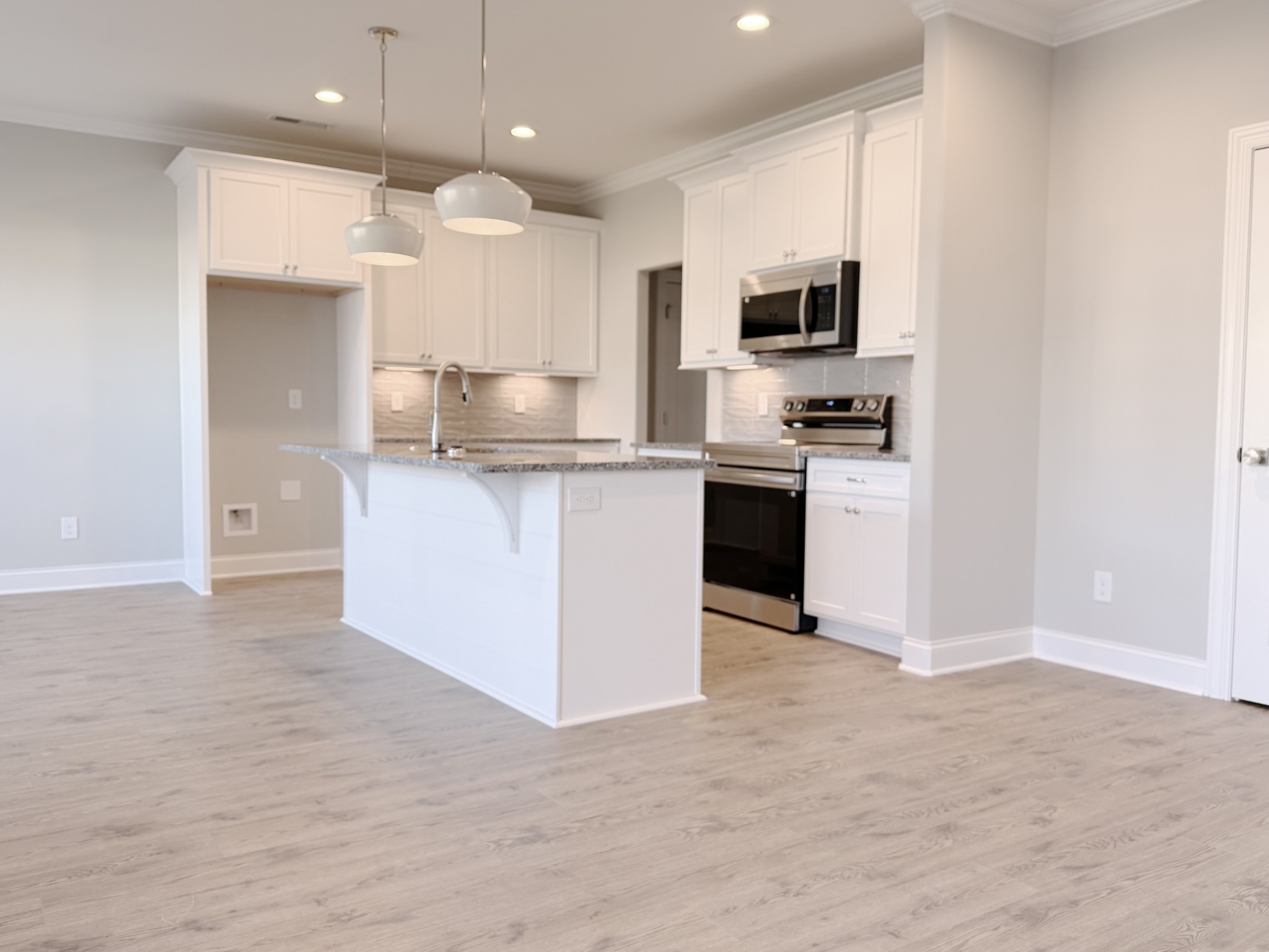 1906 Gracie Bug Loop Murfreesboro TN 37128