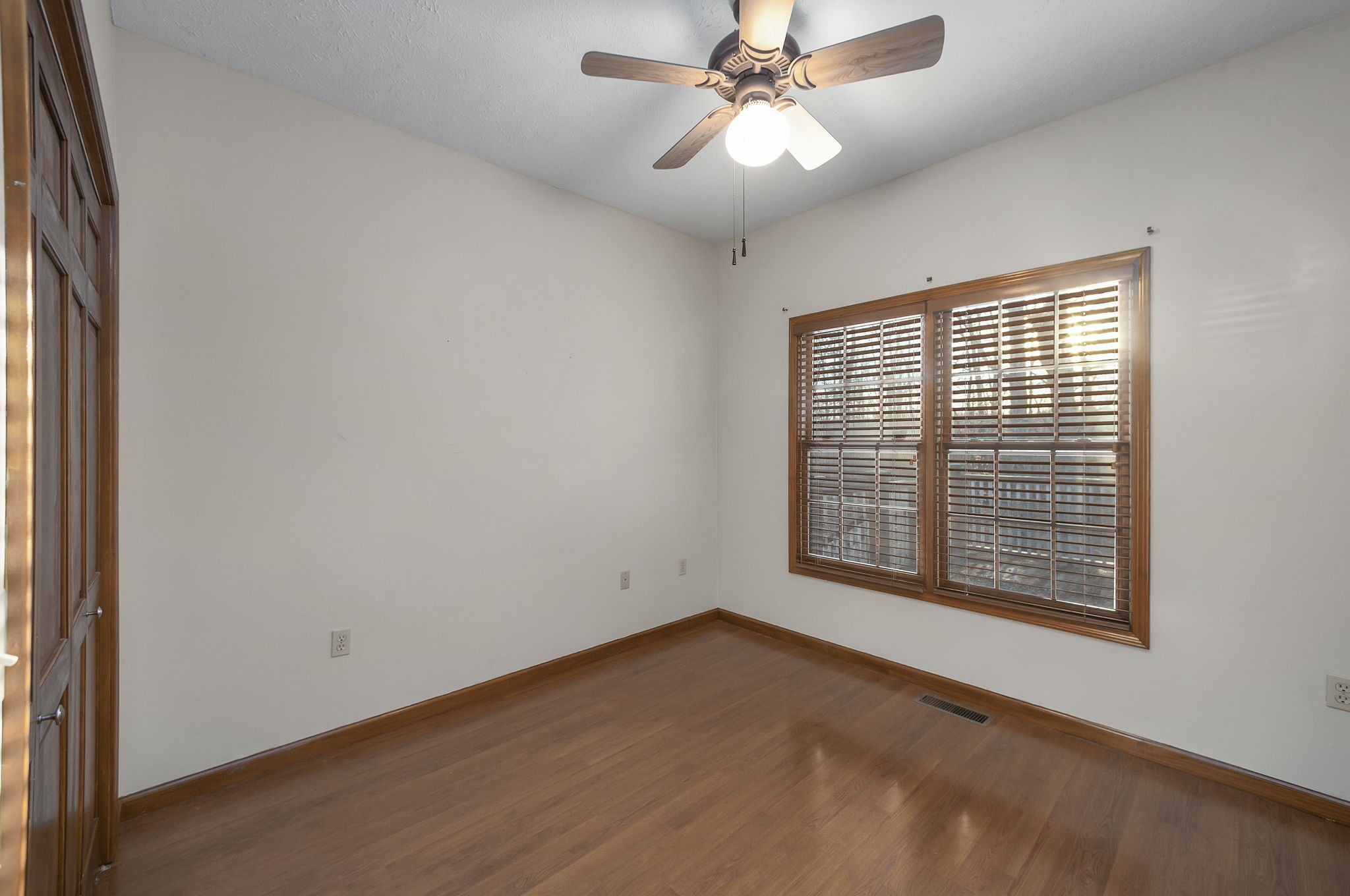 40 Pine Cove Parsons TN 38363