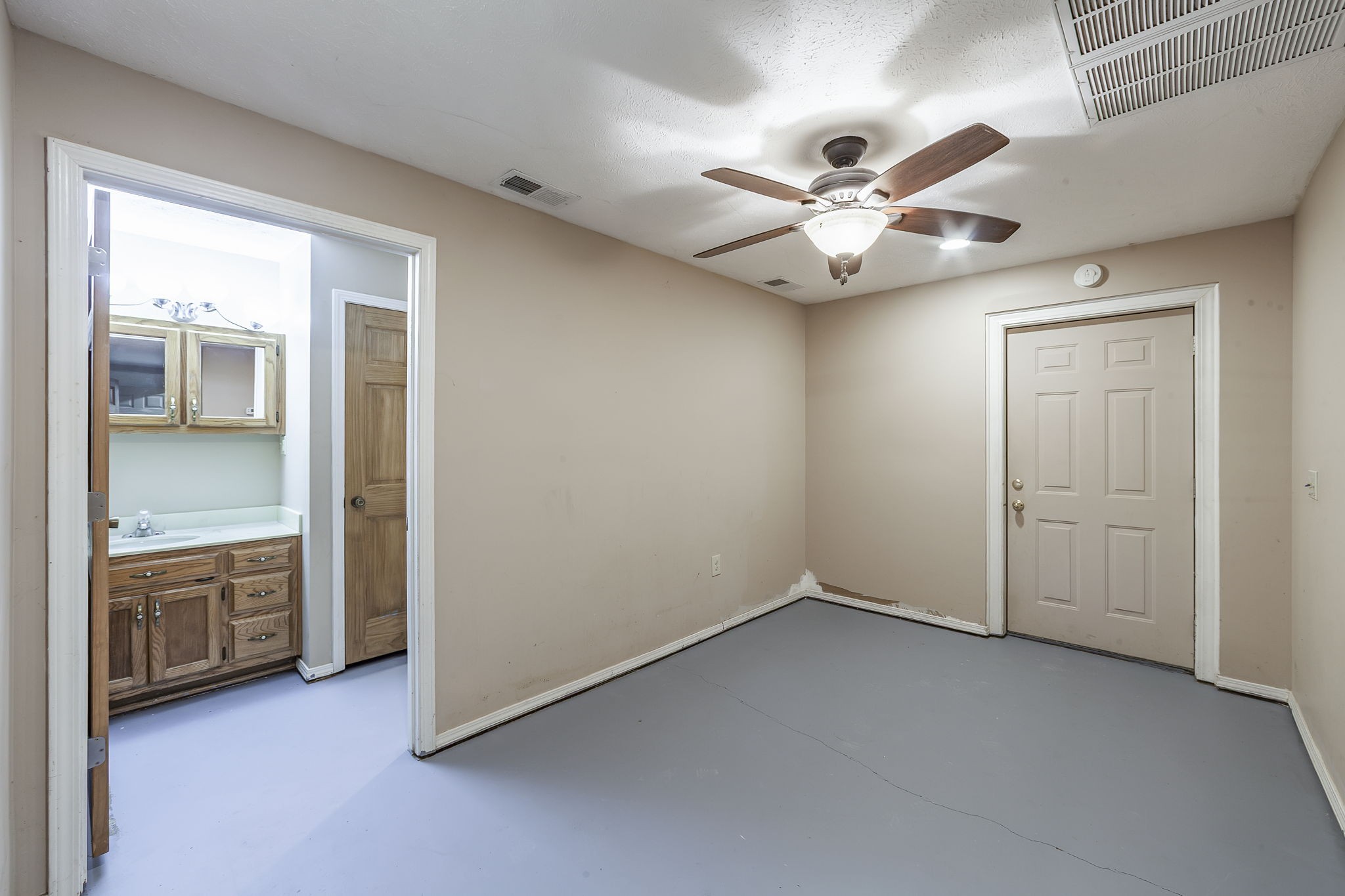 40 Pine Cove Parsons TN 38363