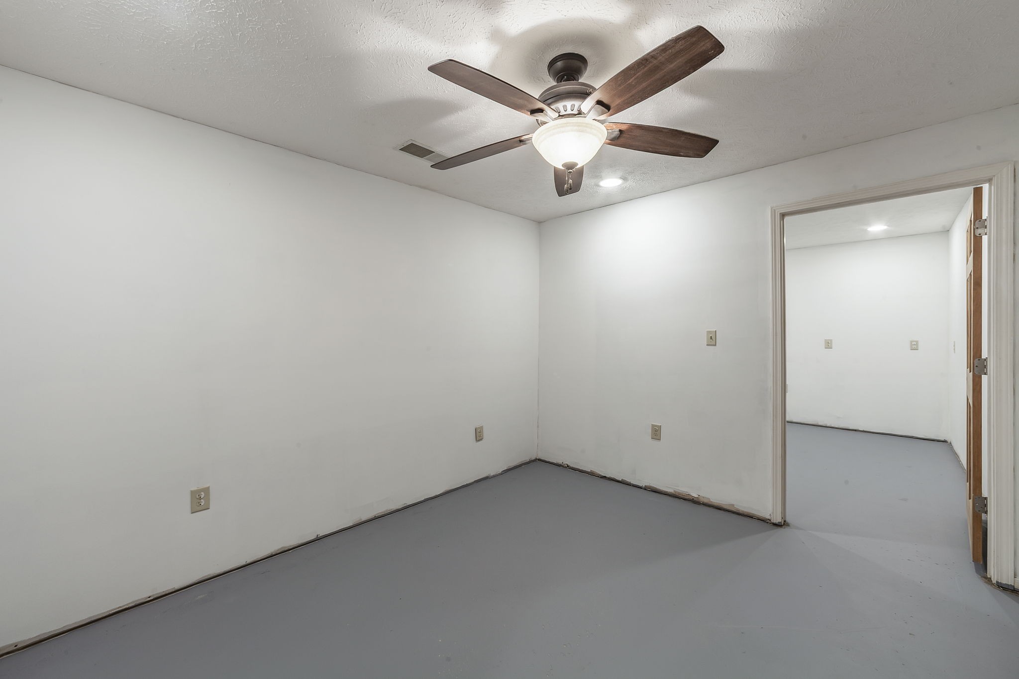 40 Pine Cove Parsons TN 38363