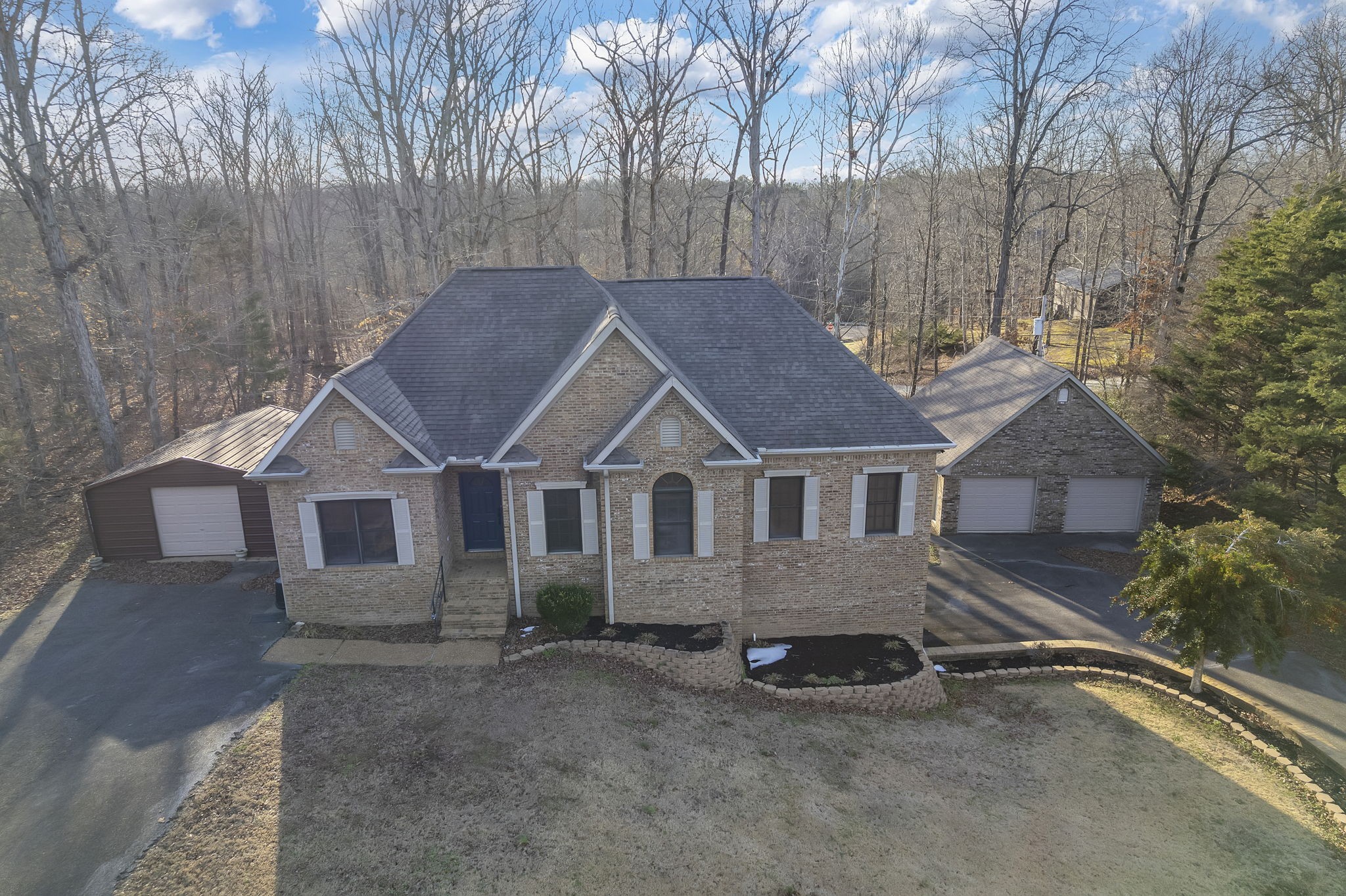 40 Pine Cove Parsons TN 38363