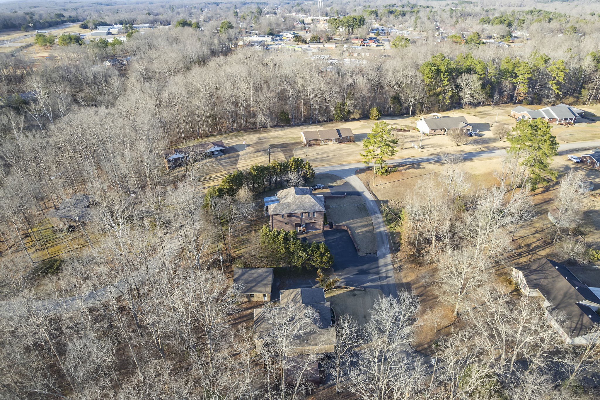 40 Pine Cove Parsons TN 38363