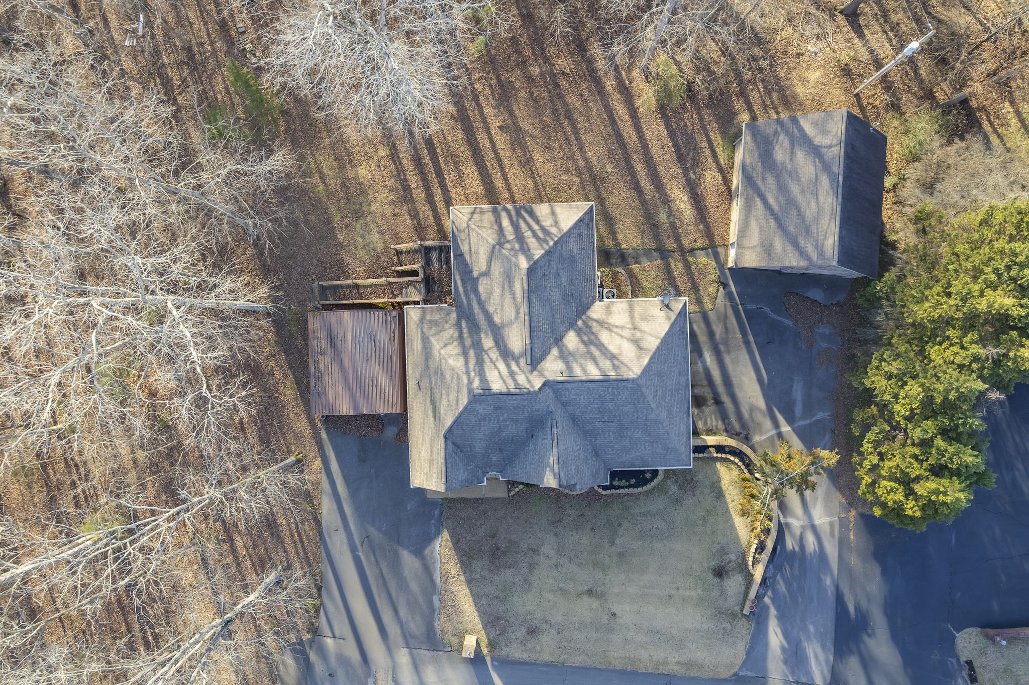 40 Pine Cove Parsons TN 38363