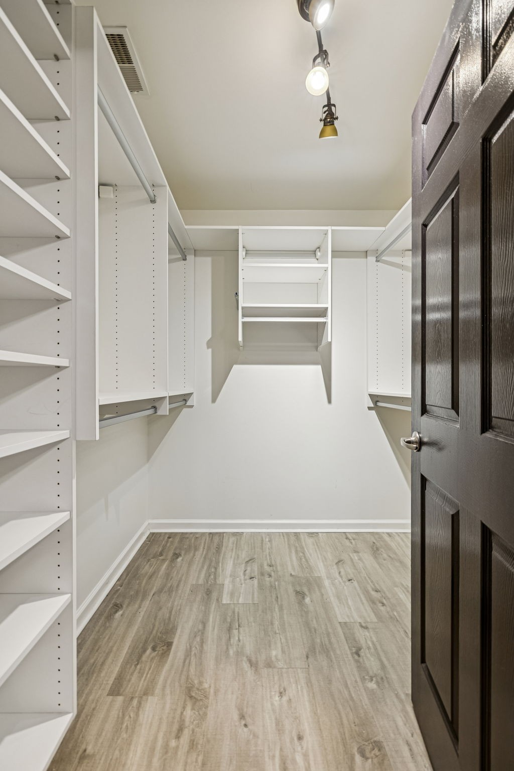 825 S Browns Lane Gallatin TN 37066