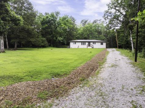 112 Sam Horner Lane Decaturville TN 38329