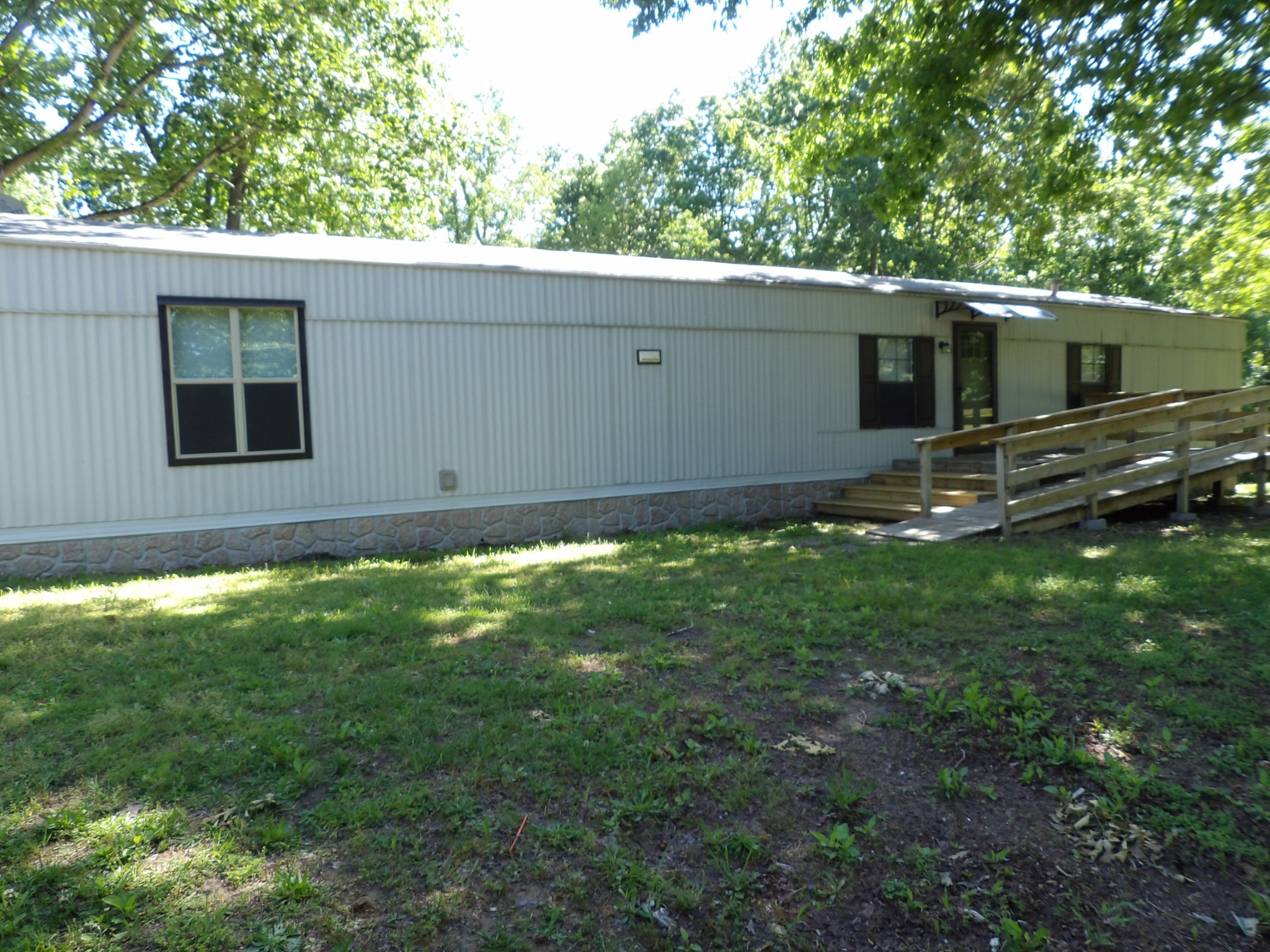 862 Chambers Spring Road Waverly TN 37185