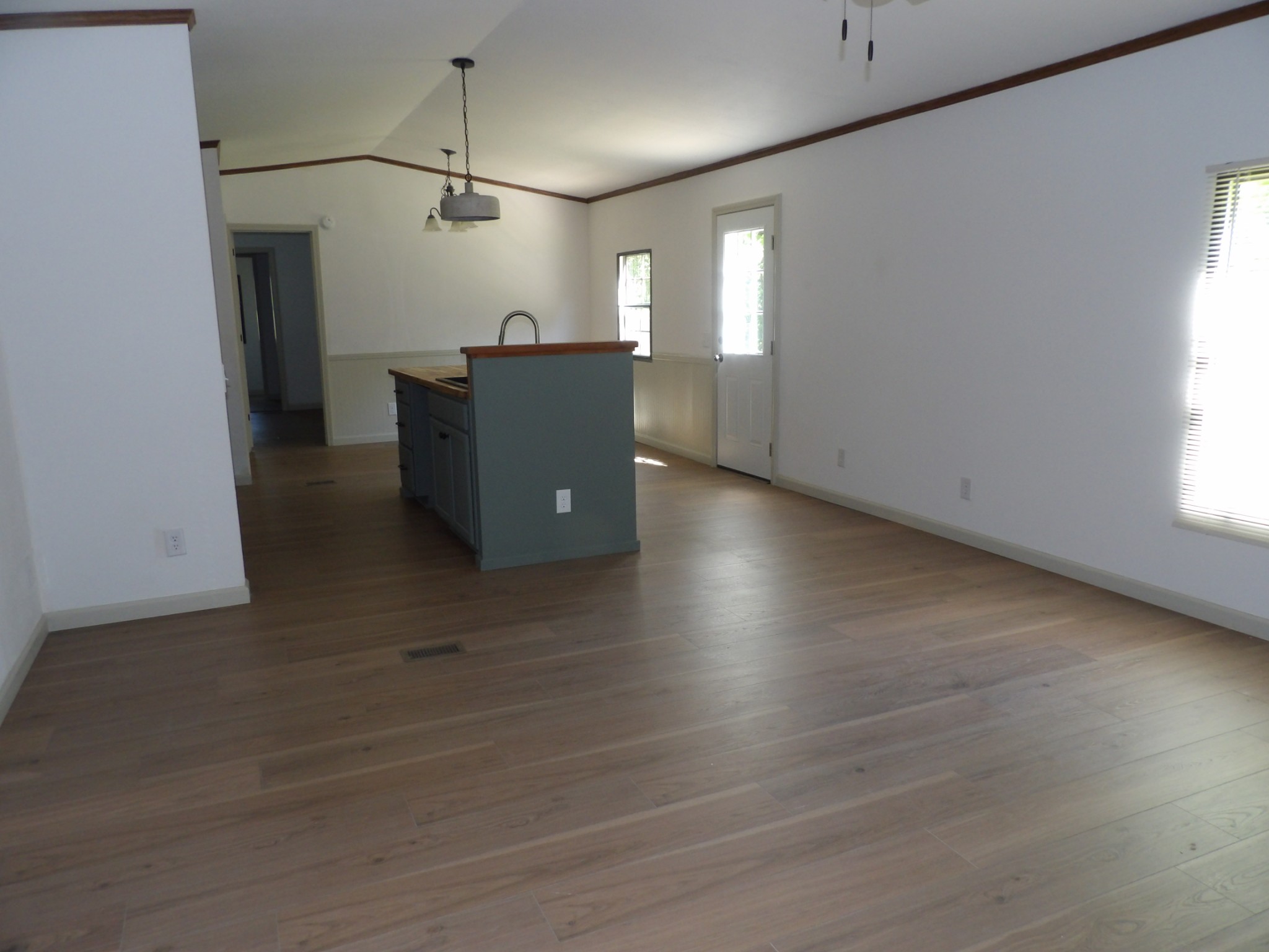 862 Chambers Spring Road Waverly TN 37185