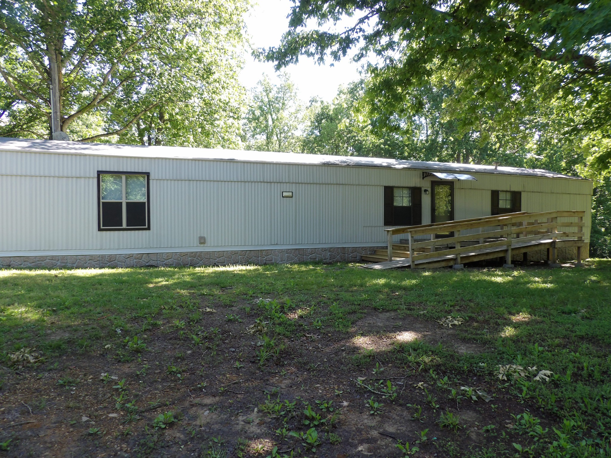 862 Chambers Spring Road Waverly TN 37185