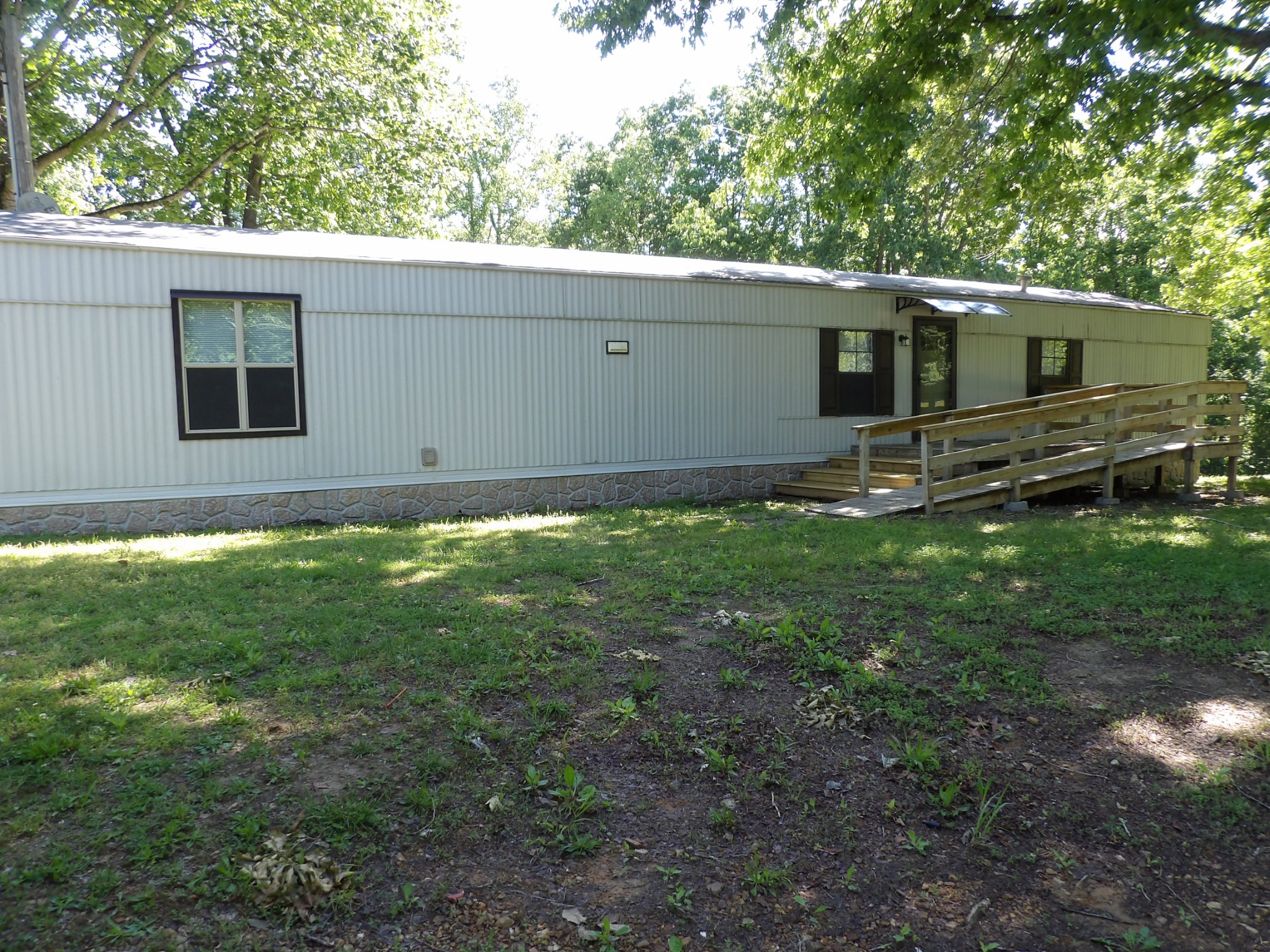 862 Chambers Spring Road Waverly TN 37185