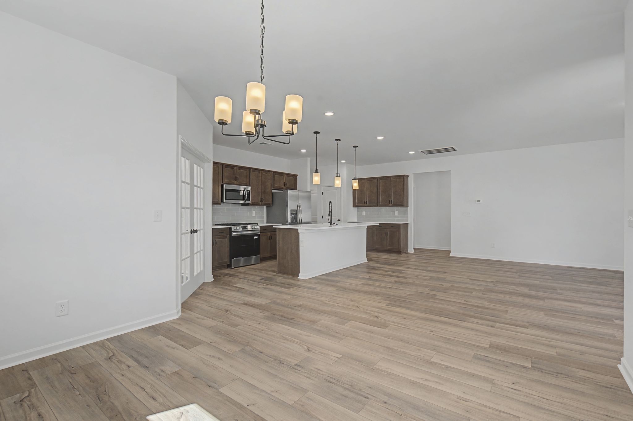 1353 English Oak Drive Clarksville TN 37043