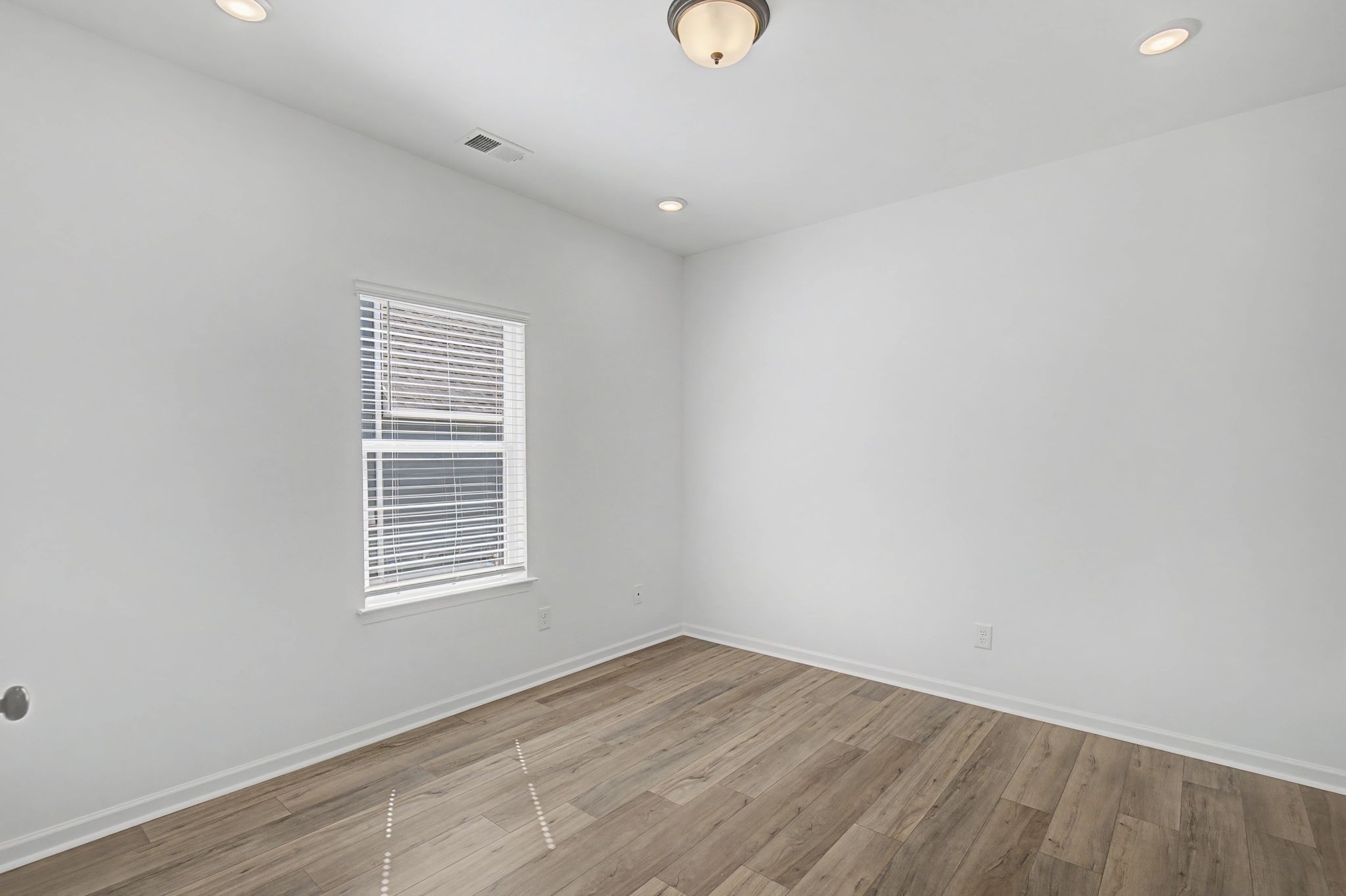 1353 English Oak Drive Clarksville TN 37043