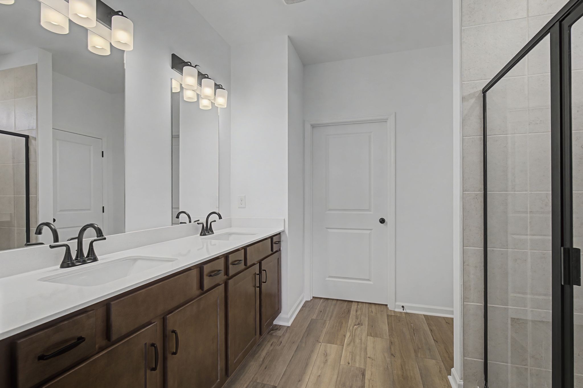 1353 English Oak Drive Clarksville TN 37043